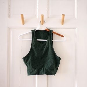 Outdoor Voices Slashback crop top | Small
